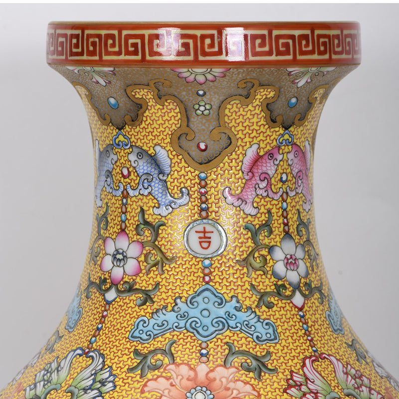 Chinese Antique Porcelain Enamel Colored Bottle