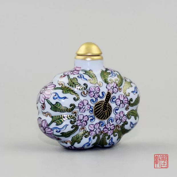 Chinese Handmade Porcelain Snuff Bottle